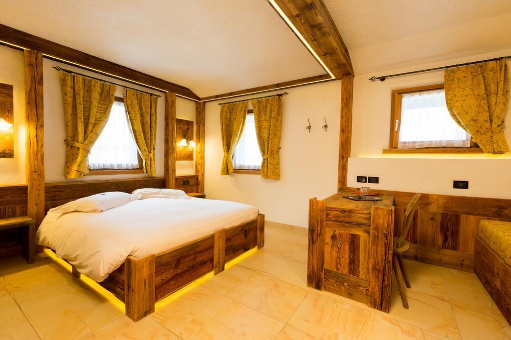 Hotel Pontiglia Лівіньо Екстер'єр фото